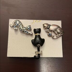 Silver and Black Cat Brooch Set